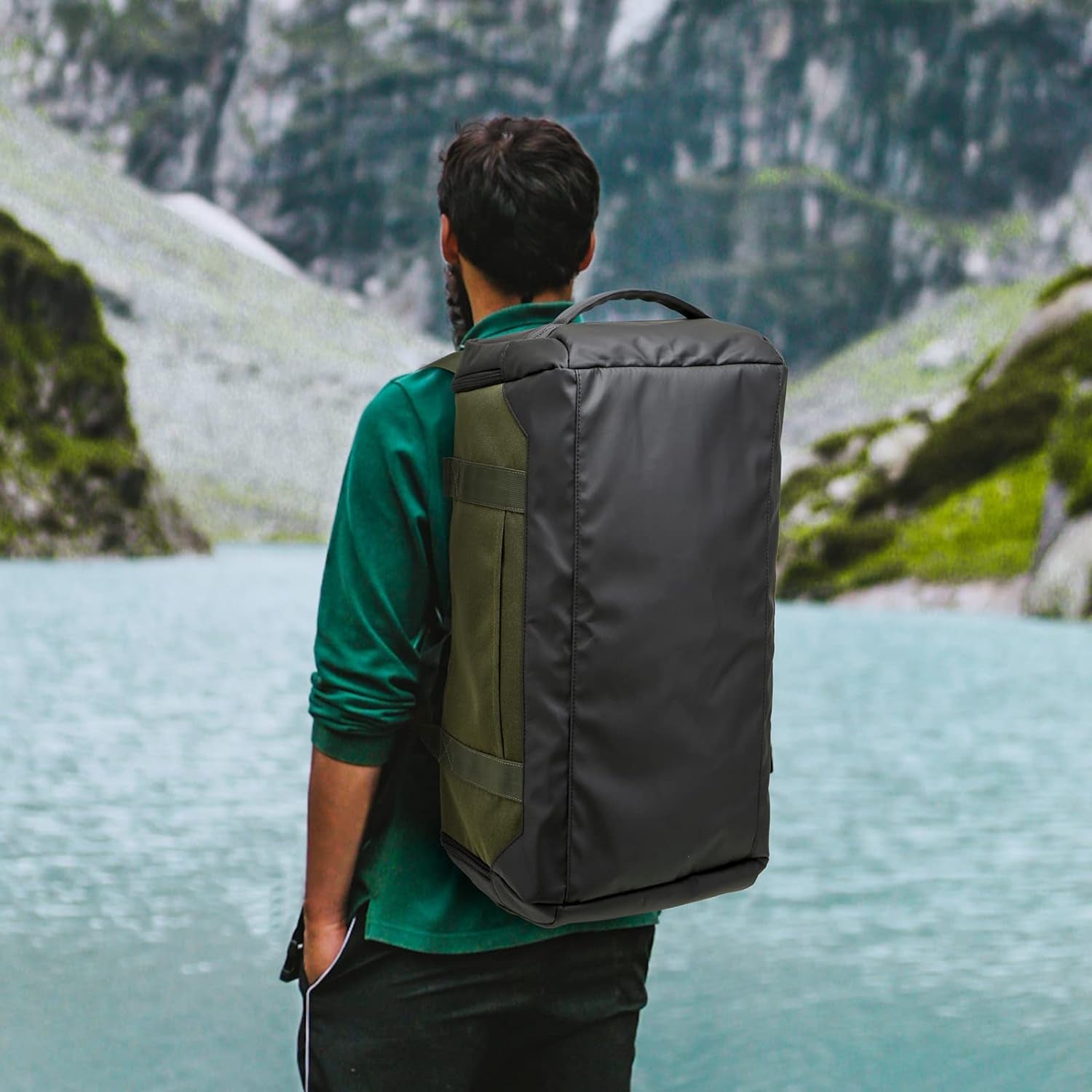 Stylish 40L Travel Duffle Bag for Men & Women - Versatile Gym Bag with Wet Pocket & Shoe Compartment - Perfect for Weekend Getaways & Overnight Trips - Green
